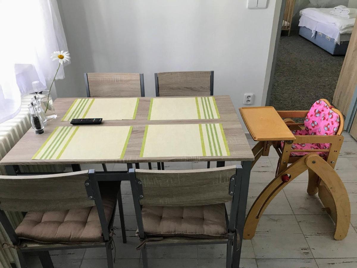 Apartament Apartman Na Namesti Opočno Zewnętrze zdjęcie